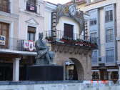 La statue d'Alphonse le Sage