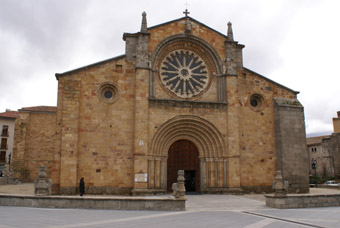 EGLISE SAN PEDRO