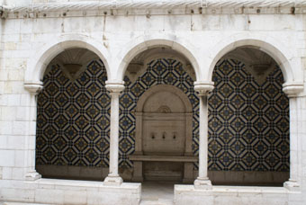 MUSEE DO AZULEJO LE CLOITRE DETAIL