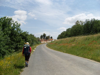 NOTRE CHEMIN SUIT LES DIGUES