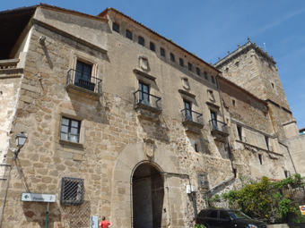 PALAIS DU MARQUIS DE MIRABEL