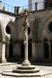 cloître de la cathédrale