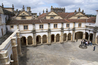 Cloître des corbeaux