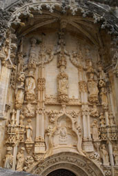 TOMAR MONASTERE PORTIQUE DE L EGLISE