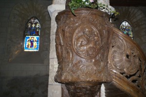 La chaire provient de Tournai Sur cette face: Saint Pierre